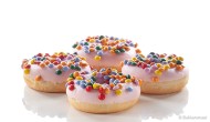 Donut Roze met smarties afbeelding
